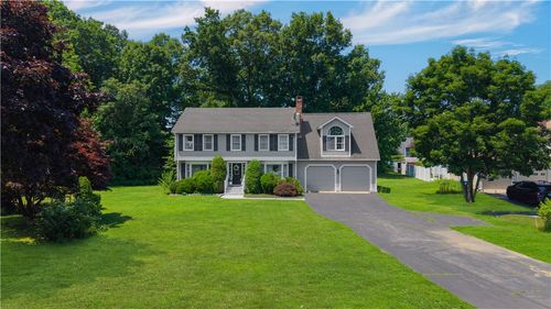9 Pheasant Run Rd, North Smithfield, RI, 02896-8246 | Card Image
