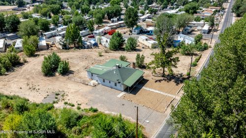 812 N Vine Ave, Farmington, NM, 87401-9160 | Card Image