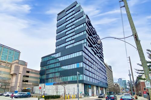 518-195 Mccaul Street, Toronto, ON, M5T0E5 | Card Image