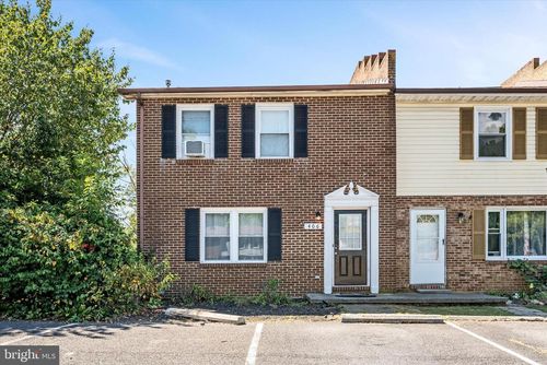 406 Carroll Dr, STEPHENS CITY, VA, 22655-2746 | Card Image