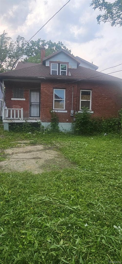 59 W Parkhurst Pl, Detroit, MI, 48203-2213 | Card Image