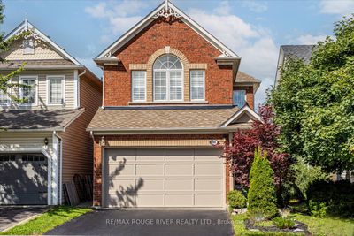 86 Bayberry Crt, House other with 4 bedrooms, 4 bathrooms and 4 parking in Whitby ON | Image 1