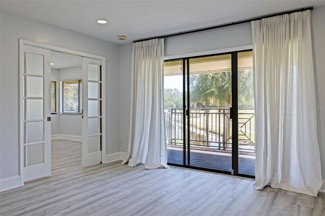 Living Room Balcony of 3158 | Image 17