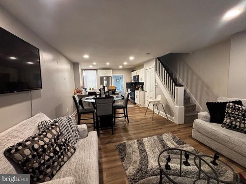 4 3rd St, BROOKHAVEN, PA, 19015-2417 | Card Image