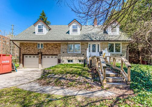 74 Mcdougall Rd, Waterloo, ON, N2L2W5 | Card Image
