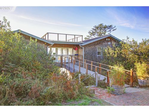 35302 I Pl, Ocean Park, WA, 98640-5830 | Card Image