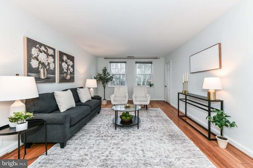 apt-b2-3279 S Stafford St, ARLINGTON, VA, 22206-2017 | Card Image