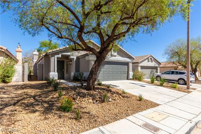 10482 Clarion River Drive, House other with 3 bedrooms, 1 bathrooms and null parking in Las Vegas NV | Image 2