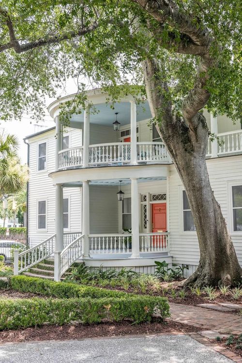143 Broad St, Charleston, SC, 29401-2440 | Card Image