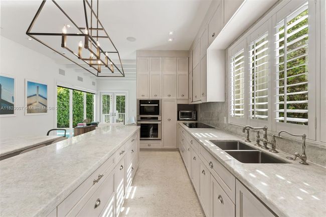 220 Cypress Dr, House other with 5 bedrooms, 6 bathrooms and null parking in Key Biscayne FL | Image 10