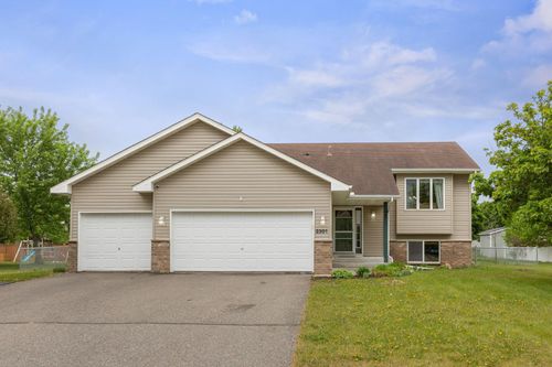 2301 Blake Ave, Lester Prairie, MN, 55354-4505 | Card Image