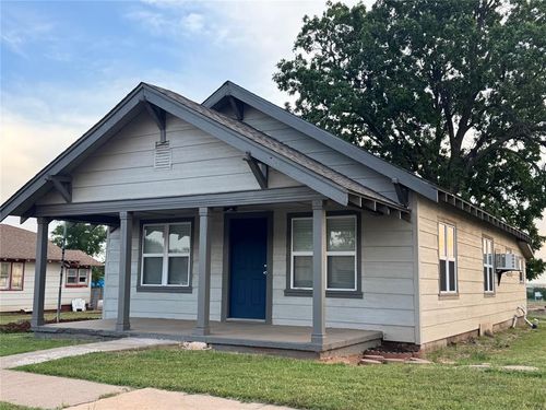 214 3rd St, Sentinel, OK, 73664 | Card Image