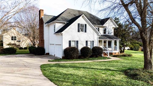 102 Battery Blvd, Greenville, SC, 29615-5607 | Card Image