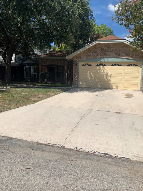 3215 Tree Grove Dr, San Antonio, TX, 78247-5114 | Card Image