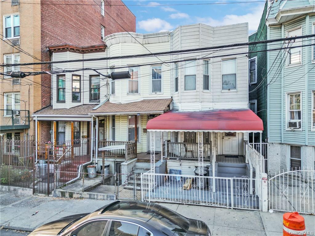 Marion Ave, Bronx, NY 10458