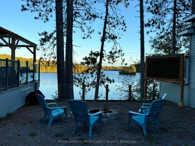 240 Pinewood Park Rd, House other with 2 bedrooms, 1 bathrooms and 4 parking in Haley Station ON | Image 20