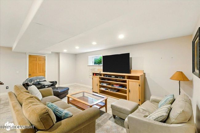 Family room | Image 39
