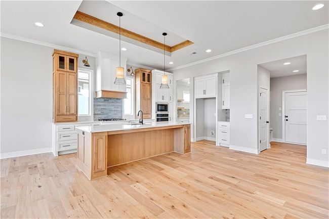 22023 W 94 Th St, House other with 4 bedrooms, 3 bathrooms and null parking in Lenexa KS | Image 10
