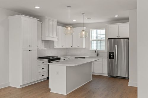 3342 Conviser Dr, Nashville, TN, 37207-3656 | Card Image