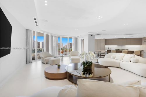 902-21050 Point Pl, Aventura, FL, 33180 | Card Image