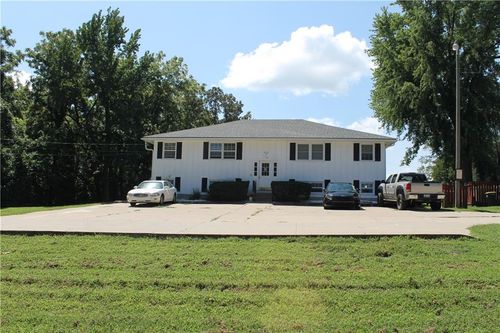 d-120 Emile St, Lansing, KS, 66043-1355 | Card Image