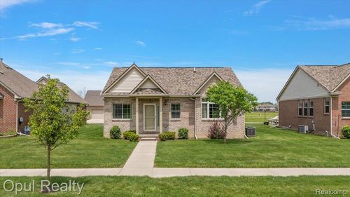 23934 Meadows Ave, Flat Rock, MI, 48134-1107 | Card Image