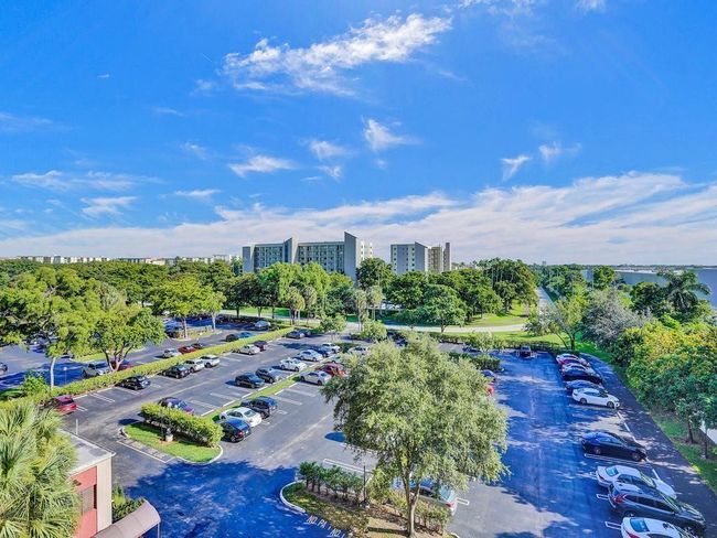 APT-601 - 2200 S Cypress Bend Dr, Condo with 2 bedrooms, 2 bathrooms and null parking in Pompano Beach FL | Image 15