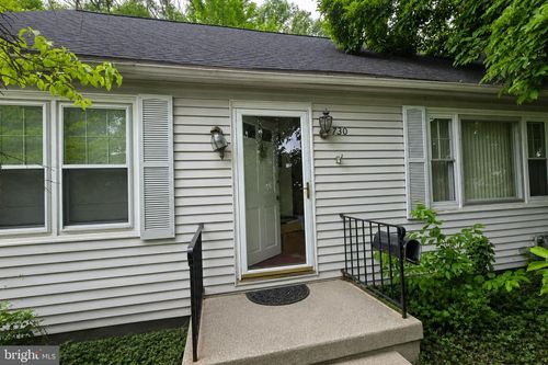 730 E Division St, DOVER, DE, 19901-4204 | Card Image