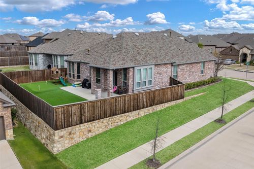 5664 Durst Ln, Forney, TX, 75126-3299 | Card Image