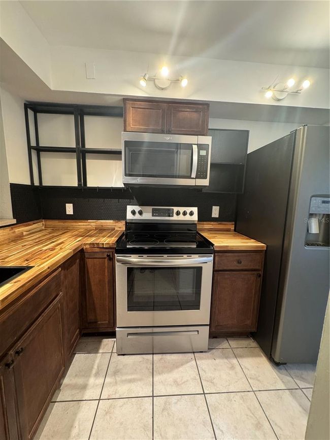 APT-1 - 2900 S Semoran Blvd, Condo with 2 bedrooms, 2 bathrooms and null parking in ORLANDO FL | Image 59