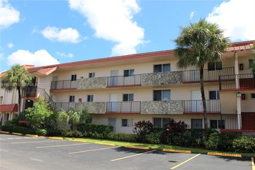 apt-202-1080 Del Lago Cir, Sunrise, FL, 33313-6805 | Card Image