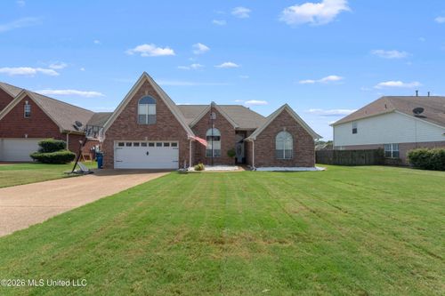 6271 Ivy Oaks Cv, Olive Branch, MS, 38654-7166 | Card Image