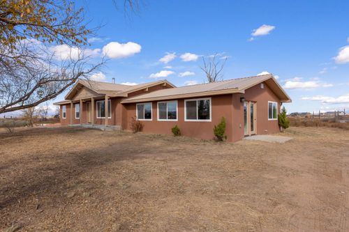 94 W Cochiti, Santa Fe, NM, 87508-8099 | Card Image