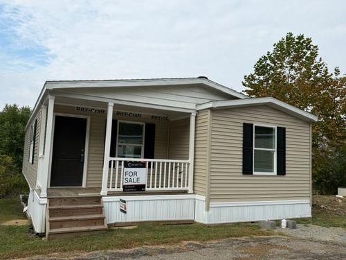 16 Surf Dr, Bunola, PA, 15020-1015 | Card Image