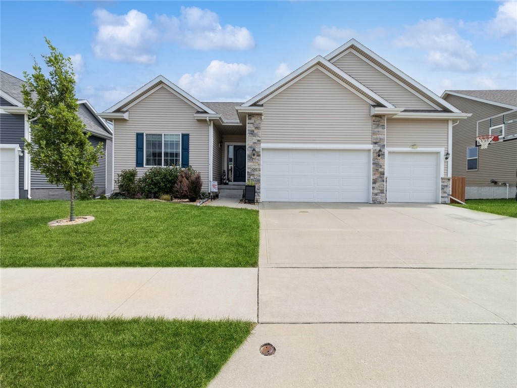 15th St, Grimes, IA 50111