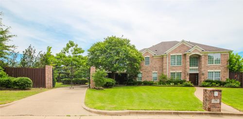 5718 Gloucester Dr, Tyler, TX, 75707-6142 | Card Image