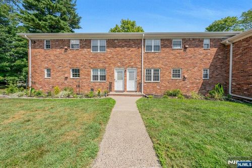 1309 Valley Rd, Wayne, NJ, 07470-7983 | Card Image