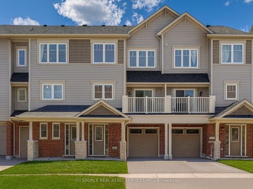 71 Tabaret Cres, Oshawa, ON, L1L0G5 | Card Image