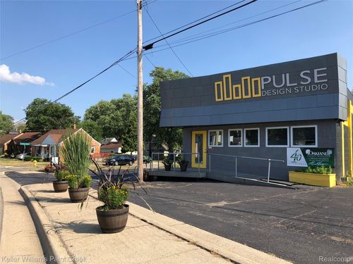 2409 Voorheis St, Pontiac, MI, 48341-1881 | Card Image