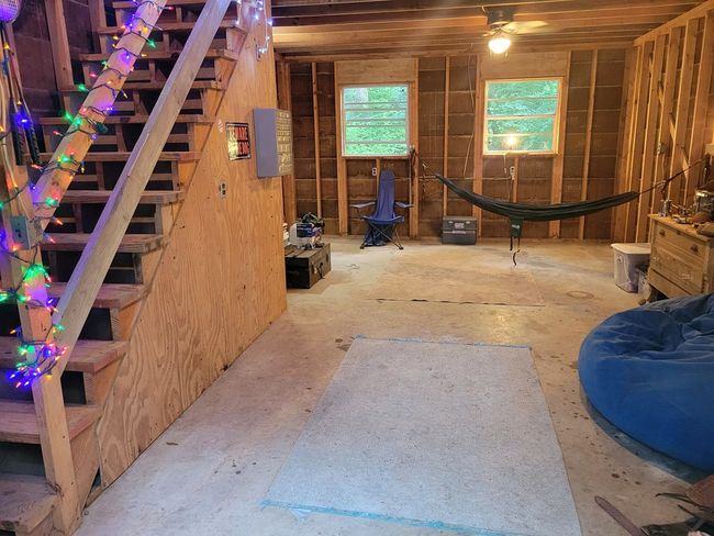 2 Story Studio | Image 96