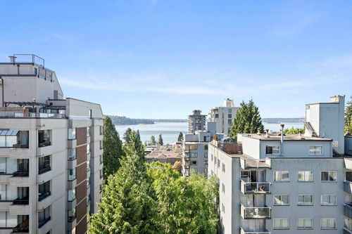 504-1750 Esquimalt Ave, West Vancouver, BC, V7V1R8 | Card Image