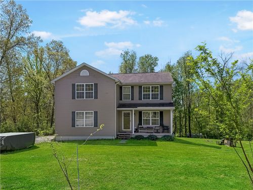 112 Butch Cir, Edinburg, PA, 16116-2902 | Card Image