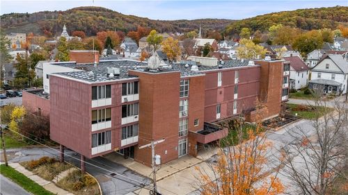 94 Hospital St, Ridgway, PA, 15853-1974 | Card Image