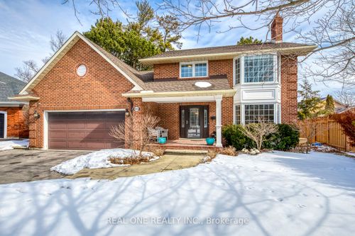 1060 Rockcliffe Crt, Oakville, ON, L6M1B8 | Card Image