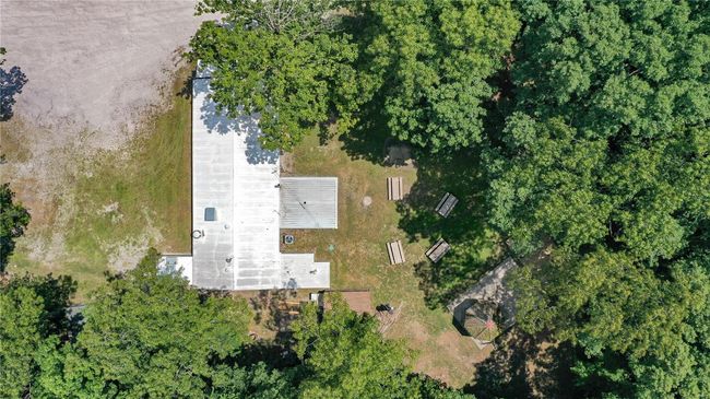 15875 Shipman Rd, Home with 0 bedrooms, 0 bathrooms and null parking in Carlinville IL | Image 4