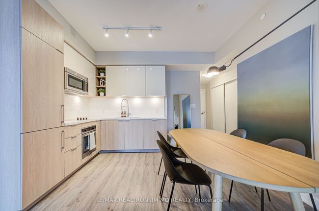 811 - 50 Ordnance St, Condo with 3 bedrooms, 2 bathrooms and 1 parking in Toronto ON | Image 14