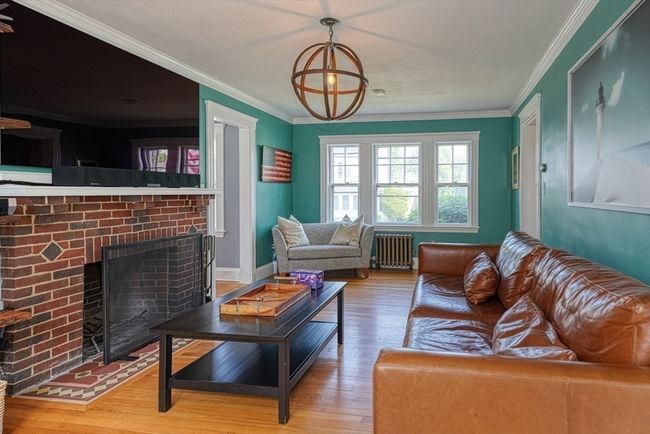 85 Roosevelt Rd, House other with 3 bedrooms, 2 bathrooms and 2 parking in Medford MA | Image 10