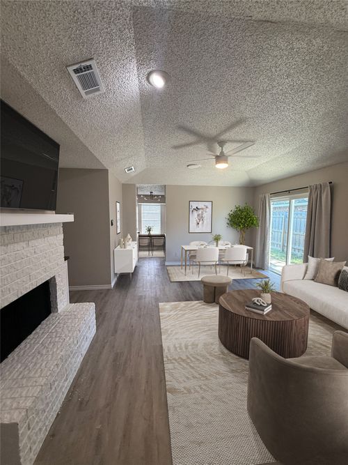 9672 Windy Ridge Rd, Frisco, TX, 75033-2532 | Card Image