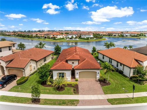 11835 S Baypoint Cir, Parkland, FL, 33076-4854 | Card Image