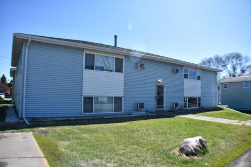 1011 19th St S, Moorhead, MN, 56560-6215 | Card Image